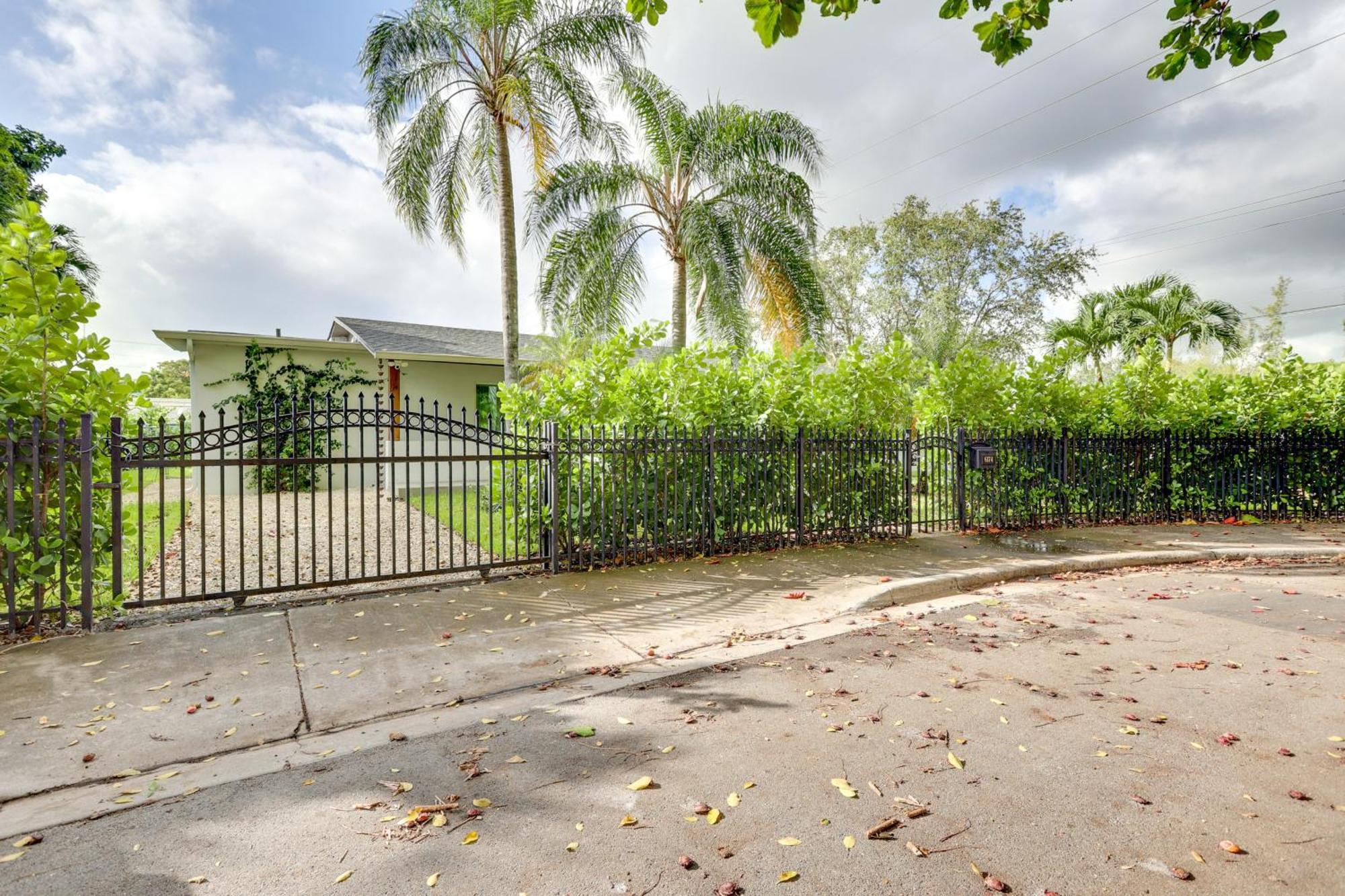 Spacious And Serene Miami Home Walk To Metrorail! Exterior foto